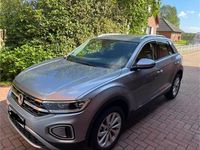 Gebraucht VW T-Roc Style 150 PS (110 kW) 2024 Silber SUV