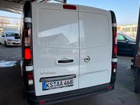 Gebraucht Opel Vivaro 150 PS (110 kW) 2020 Weiß Van / Kleinbus
