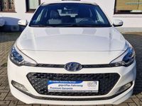 gebraucht Hyundai i20 Passion 1,2 Tempo Einparkh Sitzhzg 1.Hand