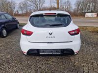 Gebraucht Renault Clio IV LIMITED 73 PS (53 kW) 2018 Gletscherweiss Kleinwagen
