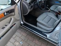 Gebraucht Audi A6 220 PS (161 kW) 2002 Silber Limousine