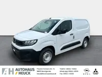 Neu Opel Combo Basis 110 PS (80 kW) 2026 Weiss Van / Kleinbus