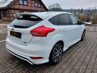 Usata Ford Focus ST-Line 125 CV (91 kW) 2017 Bianco Berlina