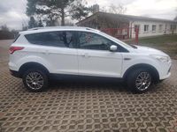 Gebraucht Ford Kuga 140 PS (102 kW) 2014 Weiß SUV
