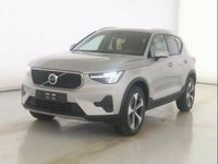 Gebraucht Volvo XC40 Core 163 PS (119 kW) 2024 Silver dawn (silber) SUV