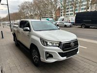 Gebraucht Toyota HiLux 150 PS (110 kW) 2018 Weiß Abholung