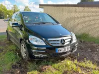 Gebraucht Mercedes B180 109 PS (80 kW) 2009 Schwarz Van / Kleinbus