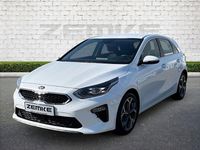 Gebraucht Kia Ceed Spirit 160 PS (117 kW) 2021 Weiss Kleinwagen