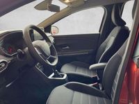 gebraucht Dacia Jogger Extreme TCe 110 7 Sitzer SHZ/NAVI/KAMERA