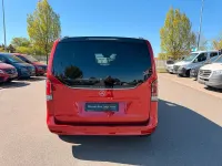 Gebraucht Mercedes V250 Style 190 PS (139 kW) 2025 Hyazinthrot metallic Van / Kleinbus