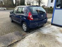Gebraucht Dacia Sandero 75 PS (55 kW) 2009 Blau Limousine