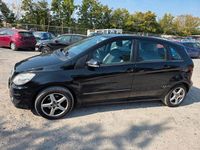 Gebraucht Mercedes B200 140 PS (102 kW) 2011 Schwarz Van / Kleinbus