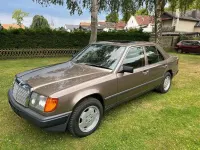 Gebraucht Mercedes 230 132 PS (97 kW) 1988 Braun Limousine