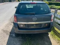Gebraucht Opel Astra 90 PS (66 kW) 2009 Grau Kombi