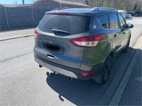 Gebraucht Ford Kuga 140 PS (102 kW) 2014 Grau SUV