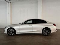 Gebraucht BMW 320 Advantage 184 PS (135 kW) 2020 Weiß Limousine