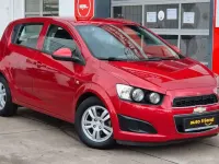 Używany Chevrolet Aveo LT 101 KM (74 kW) 2012 Czerwony Sedan/Limuzyna