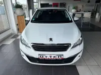 Gebraucht Peugeot 308 Active 131 PS (96 kW) 2015 Weiß Limousine