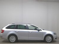 Gebraucht Skoda Octavia Ambition 116 PS (85 kW) 2017 Silber Kombi