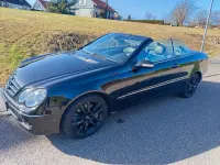 Gebraucht Mercedes CLK320 Avantgarde 230 PS (169 kW) 2009 Schwarz Cabrio