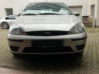 Gebraucht Ford Focus 100 PS (73 kW) 2002 Silber Kleinwagen