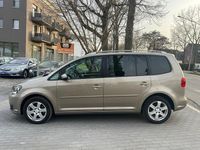Gebraucht VW Touran Life 140 PS (102 kW) 2013 Beige Van / Kleinbus