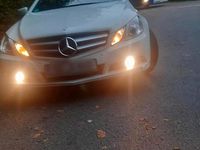 Gebraucht Mercedes E220 Elegance 170 PS (125 kW) 2011 Weiß Coupé