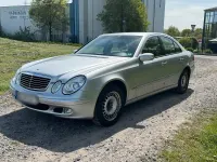 Gebraucht Mercedes E240 177 PS (130 kW) 2002 Silber Limousine