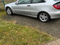 Gebraucht Mercedes C220 143 PS (105 kW) 2002 Silber Coupé