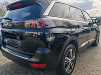 Gebraucht Peugeot 5008 Allure 131 PS (96 kW) 2023 Schwarz SUV