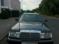 Gebraucht Mercedes 300 180 PS (132 kW) 1991 Schwarz Coupé