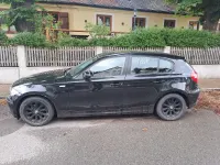 Gebraucht BMW 116 122 PS (89 kW) 2009 Schwarz Kleinwagen