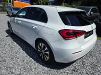 Gebraucht Mercedes A180 116 PS (85 kW) 2022 Weiß Limousine