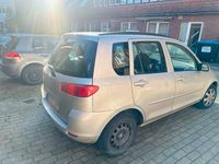 Gebraucht Mazda 2 80 PS (58 kW) 2004 Silber Kleinwagen