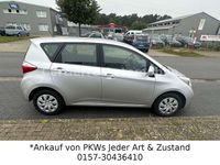 Gebraucht Toyota Verso-S Life 90 PS (66 kW) 2011 Grau Van / Kleinbus