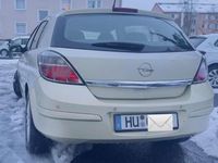 Gebraucht Opel Astra Elegance 125 PS (91 kW) 2004 Gold Limousine