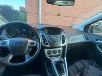 Gebraucht Ford Focus 110 PS (80 kW) 2014 Schwarz Limousine