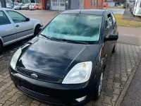 Usata Ford Fiesta 80 CV (58 kW) 2003 Nero Utilitaria