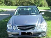 Gebraucht Mercedes E500 Avantgarde 306 PS (225 kW) 2003 Blau Limousine
