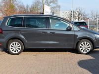 Gebraucht VW Sharan Highline 150 PS (110 kW) 2017 Grau Van / Kleinbus