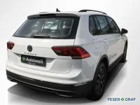 Gebraucht VW Tiguan Life 150 PS (110 kW) 2023 Pure white SUV