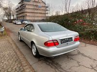 gebraucht Mercedes CLK200 Kompressor Klima SHZ Gepflegt TÜV 03/2025