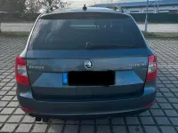 Gebraucht Skoda Superb 140 PS (102 kW) 2015 Grau Kombi