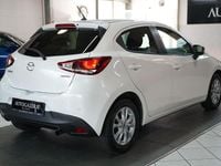 Gebraucht Mazda 2 Exclusive-Line 105 PS (77 kW) 2016 Weiß Kleinwagen
