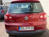 Gebraucht VW Touran Trendline 140 PS (102 kW) 2009 Rot Van / Kleinbus