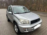 Gebraucht Toyota RAV4 125 PS (91 kW) 2002 Silber SUV