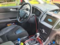 Gebraucht Ford Galaxy Titanium 179 PS (131 kW) 2018 Rot Van / Kleinbus