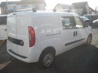 Gebraucht Fiat Doblò 105 PS (77 kW) 2017 Weiß Van / Kleinbus