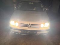 Gebraucht VW Golf IV 105 PS (77 kW) 2000 Silber Kleinwagen