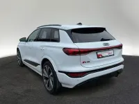 Second-hand Audi SQ6 e-tron Ambiente 359 kW (489 CP) 2024 Alb SUV